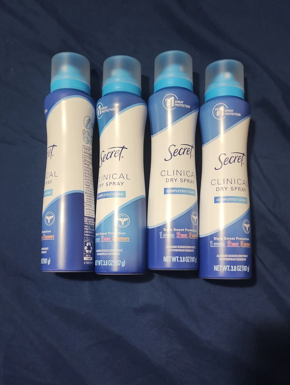 4 Clinical Dry Spray Antiperspirant - Blue (Completely Clean)
